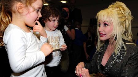 Dolly's good deeds are an example to us all