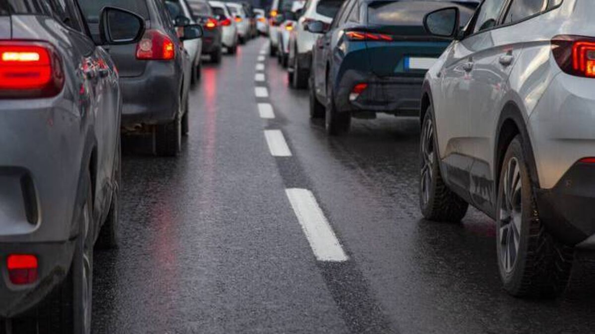 Traffic delays in Mayo town are now 'really critical'