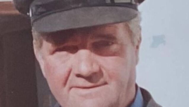 Tributes following the death of much-loved Mayo postman Tributes following the death of much-loved Mayo postman