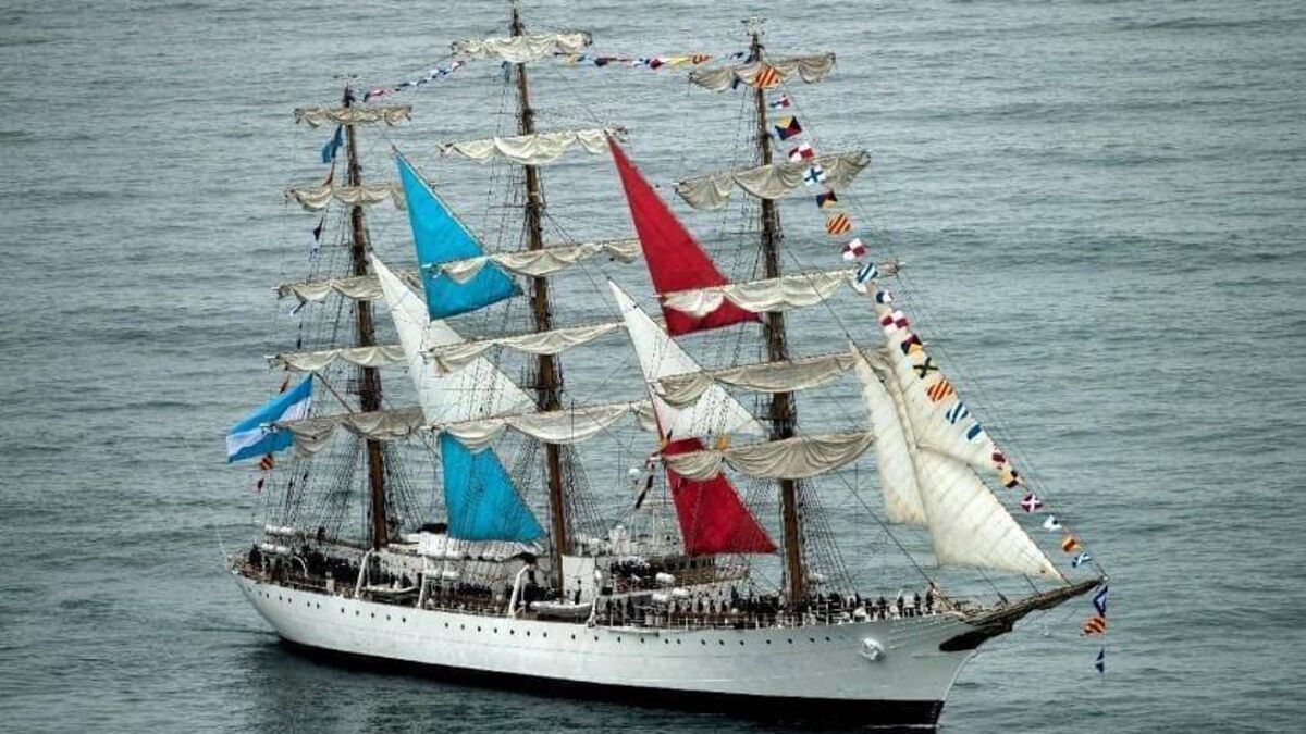 Argentine Navy are invited to Mayo